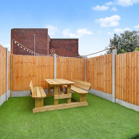 Sixtysix By Sorted Stay Southend-on-Sea Exterior foto